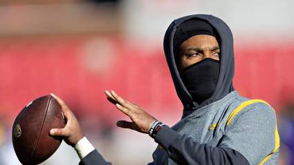 Award-Winning QB Reveals Thoughts on Possibly Joining Raiders