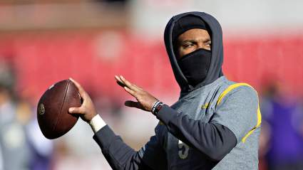 Vikings’ Efforts to Land Elite QB Hindered by Agent, Insider Says