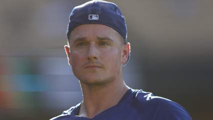 Cubs Linked to Gold Glove Slugger Projected to Land $60 Million Deal