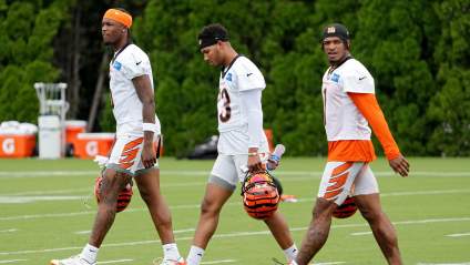 ‘Multiple’ Jets Players Recruiting 1 of Joe Burrow’s Top WRs