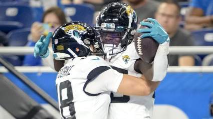 Patriots Sign Record-Setting QB During NFL Combine