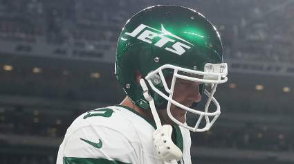 Jets Free Agent Reveals Exact Time He Plans on Signing New Contract