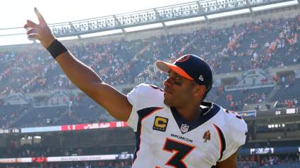 QB Russell Wilson Posts Tribute to Steelers Nation After 1-Year Agreement [WATCH]