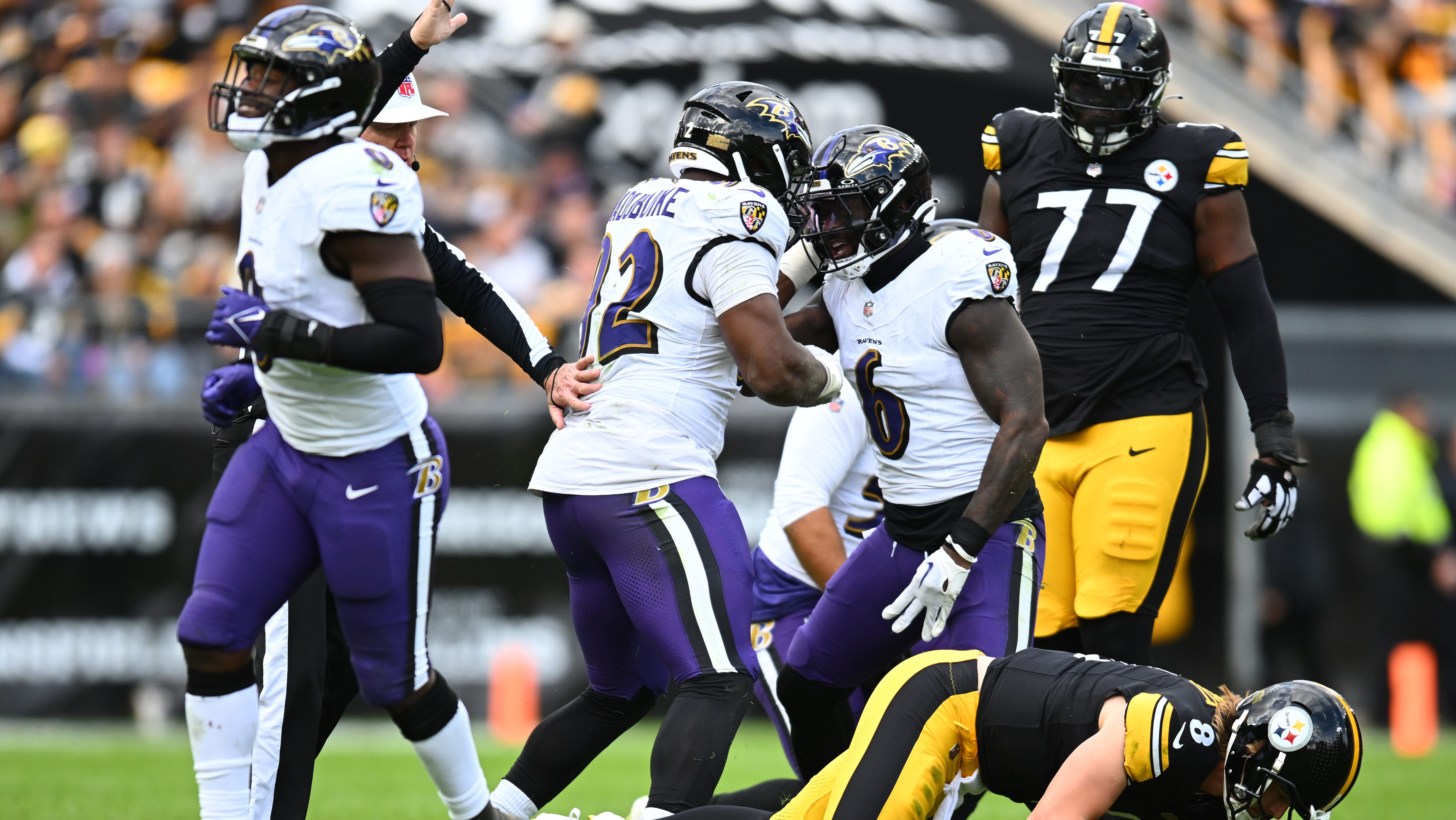 LB Patrick Queen Reacts To Ravens' Justin Madubuike's Contract