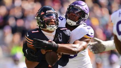 Bears Hosting Former Vikings Starting Pass Rusher for Visit: Report