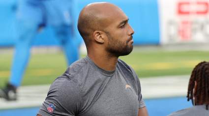 Cowboys Urged to ‘Roll Dice’ on Disgruntled Star Free-Agent RB