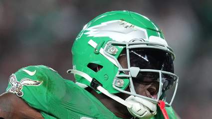 Blockbuster Proposed Trade Sends $100 Million Eagles Star to Bears