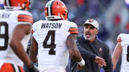 Browns Unlikely to Bring Back QB Due to Deshaun Watson ‘Dynamics’