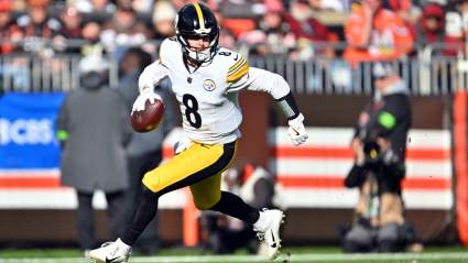 Analyst Says 9x Pro Bowl QB Would Have to Win Competition if Signed by Steelers