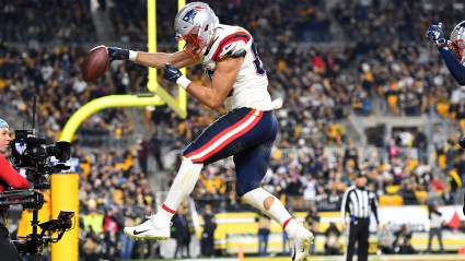 Patriots Re-Sign Captain on a $27 Million Deal Prior to Free Agency