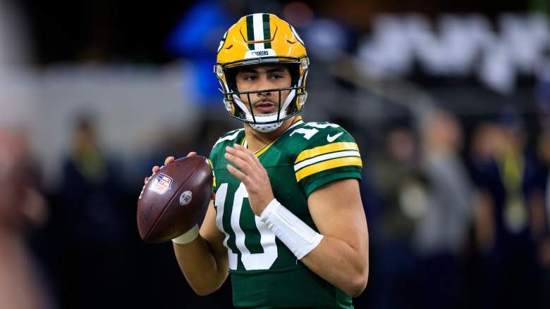 ARLINGTON, TEXAS - JANUARY 14: Jordan Love #10 of the Green Bay Packers participates in warmups prior to the NFC Wild Card Playoffs against the Dallas Cowboys at AT&T Stadium on January 14, 2024 in Arlington, Texas. (Photo by Ron Jenkins/Getty Images)
