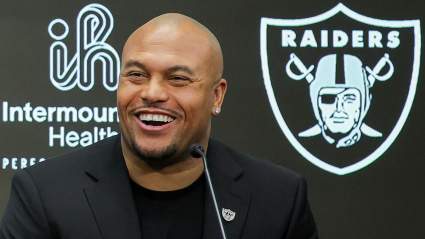 Raiders Land Pro Bowl QB on Multi-Year $25 Million Deal: Report