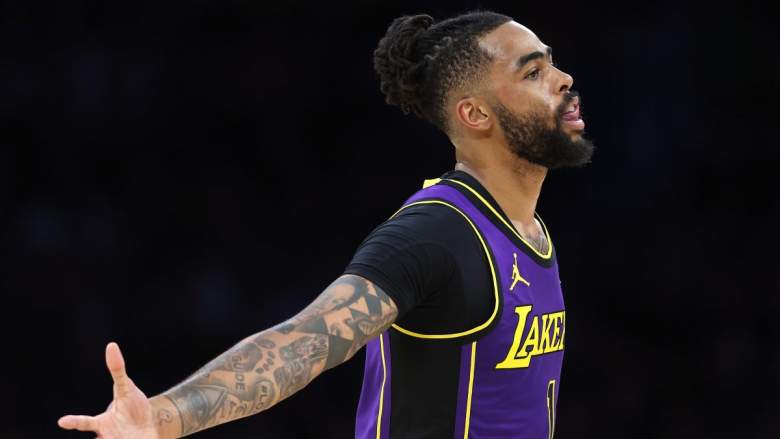 Lakers D'Angelo Russell celebrates game-winner