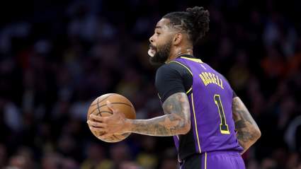 LeBron James Sent Message to D’Angelo Russell Before Lakers’ Game-Winner