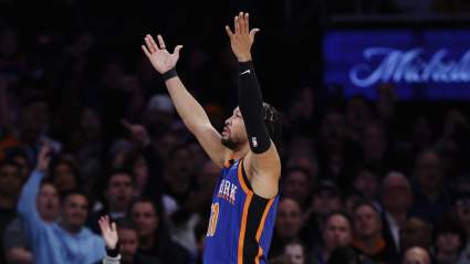 Knicks’ Jalen Brunson Sends Kelly Oubre to Ice Tub After 76ers’ Grinding Win