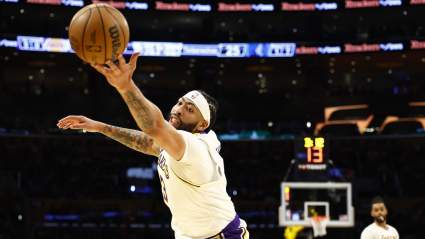 Lakers’ Anthony Davis Gets Birthday Surprise After Historic Game