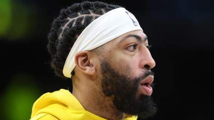 Lakers’ Anthony Davis Breaks Silence About Eye Injury After Win