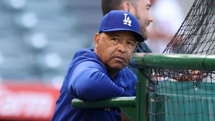 Dodgers Sign Former All-Star Starting Pitcher: Report