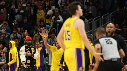 D’Angelo Russell Drops 3-Word Reaction to Austin Reaves After Lakers Beat Bucks