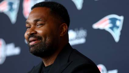 New Patriots Running Back Makes Telling Comment on Jerod Mayo
