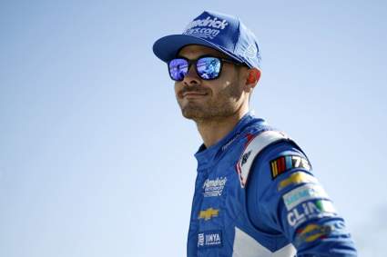 Kyle Larson Begins Monster Year of Racing With Vegas Victory