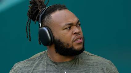 Dolphins Predicted to Replace $100 Million Departure With Rare 6-Foot-5 Talent