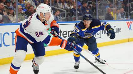 Season-Ending Injury Removes Islanders’ $24 Million Defender From Playoff Race
