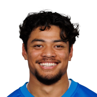 Sione Vaki's headshot