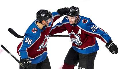 Nathan MacKinnon Isn’t Stopped By Latest Injured Avalanche