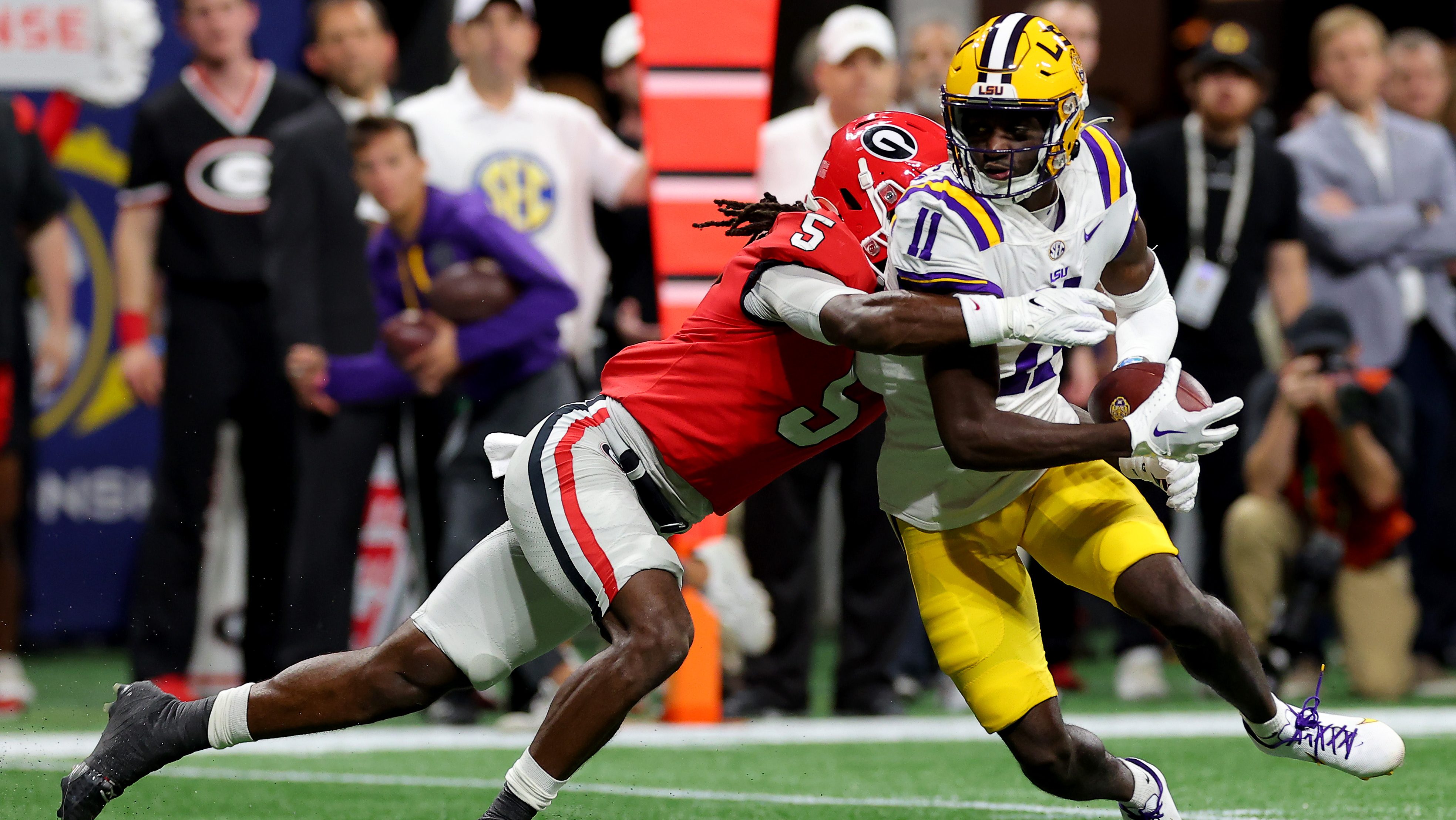 Jets Eye LSU's Brian Thomas Jr: Athletic Football Prospect With ...