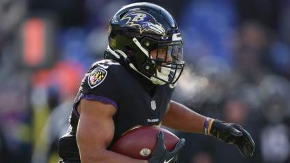 Chiefs Take Step Towards Signing Former 2,000-Yard Rusher: Report