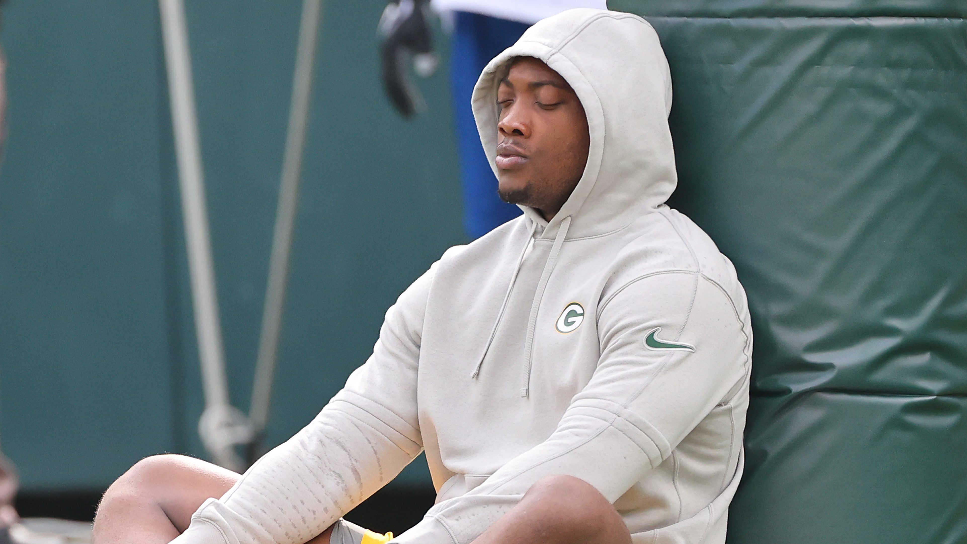 Quay Walker Returns to Social Media With Odd Request for Green Bay
Residents
