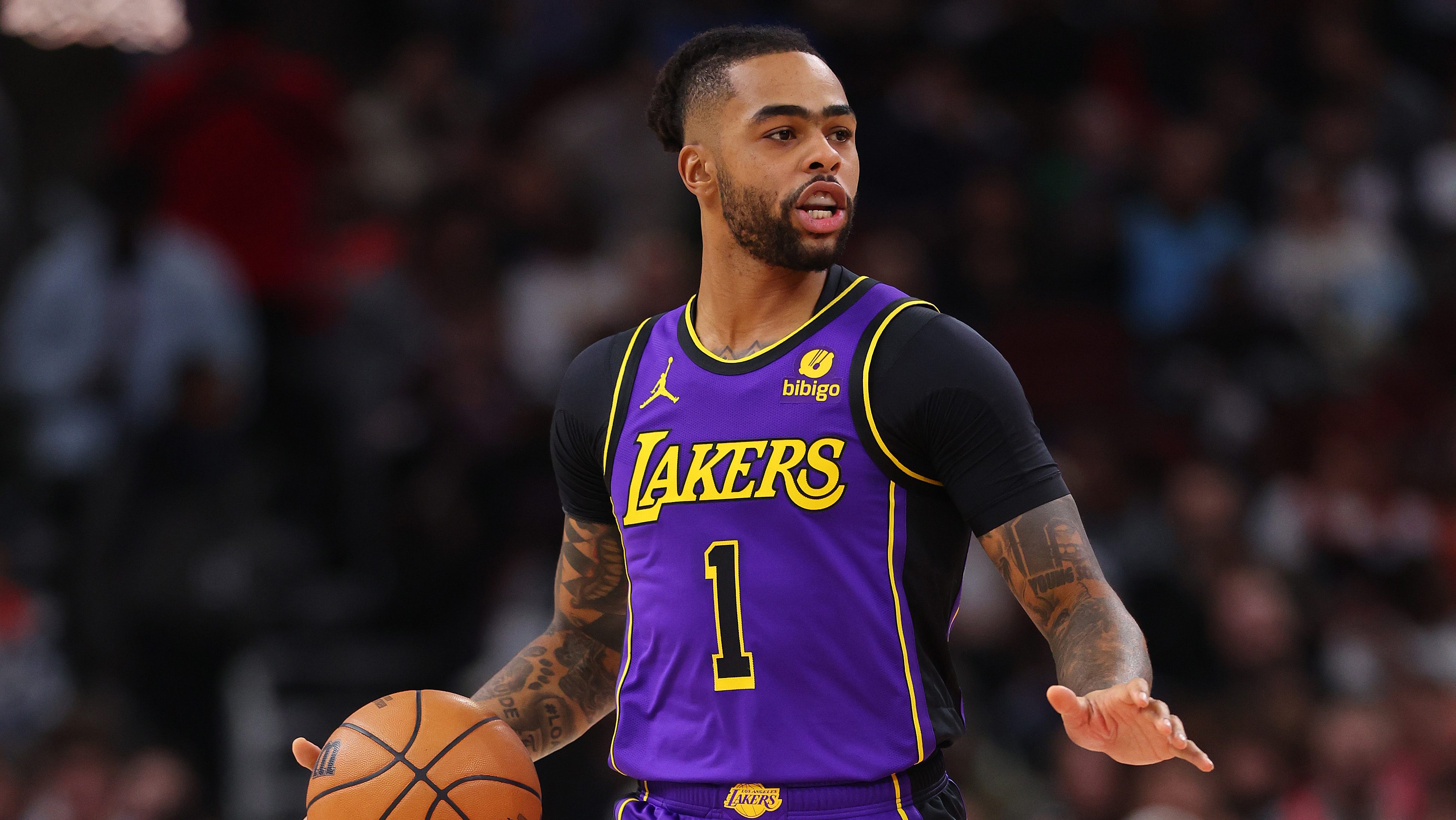 D'Angelo Russell Predicted To Leave Lakers For Surging Magic