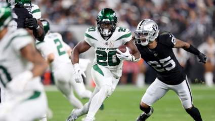 Jets-Raiders Trade Pitch Nets Huge Draft Haul, Exploits QB Race