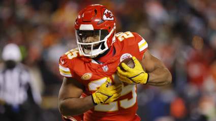 Ex-Chiefs QB: KC Used Free Agent as ‘Leverage’ to Sign RB Clyde Edwards-Helaire