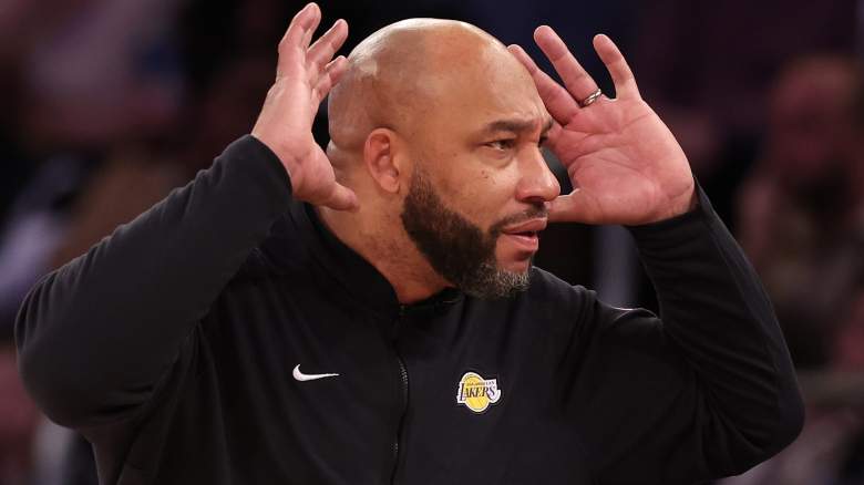 Lakers coach Darvin Ham