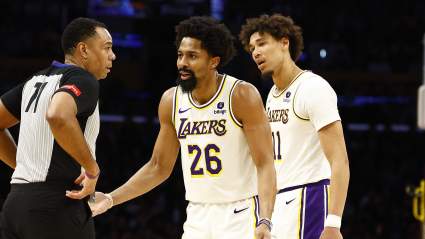 Lakers Guard Deemed Free Agent Target for Warriors in 2024