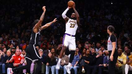 Anthony Davis Sums Up LeBron James’ Career Night After Lakers Beat Nets
