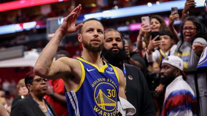 Steph Curry Hilariously Trolls Rockets During Warriors Win