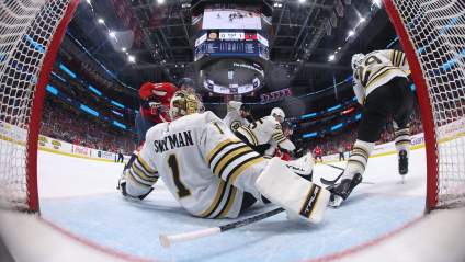 Bruins’ Goalie Rotation Blasted By NHL Legend