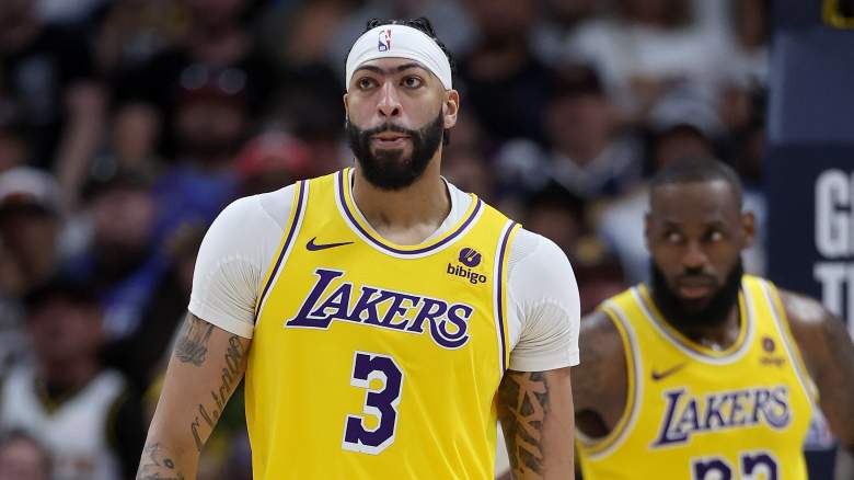 Lakers star Anthony Davis stormed out of his press conference when asked about Jamal Murray's game-winner.