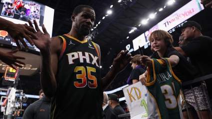 Former Kevin Durant Teammate Urges Star to Retire After Suns Loss