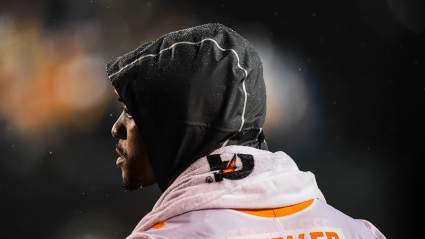 Raiders Could Make Sense for 26-Year-Old QB Who Is Stuck Behind Pricey Vet