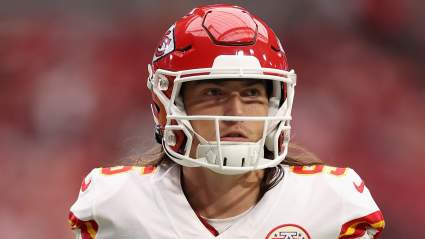 Former Chiefs All-Pro Sends Message to KC After Signing With Texans