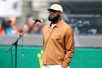 LeBron James Speaks Out on Early Criticisms of WNBA Star Caitlin Clark