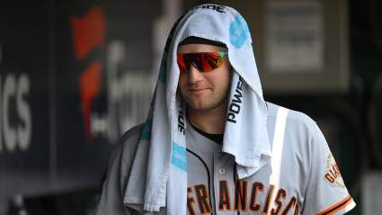 Giants Urged to Replace ‘Lost’ $54 Million 4-Time Gold Glover With Minor Leaguer
