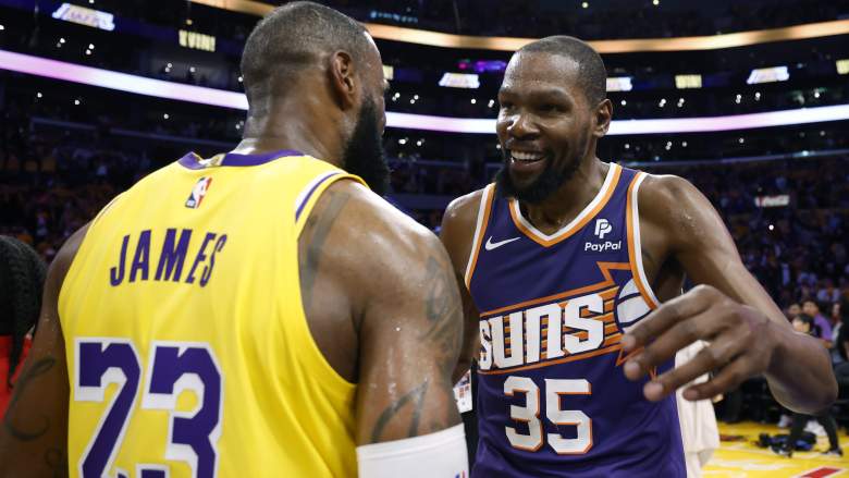 Lakers star LeBron James (left) and Kevin Durant of the Suns