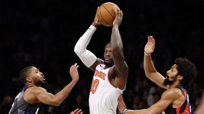 Knicks' Julius Randle against Mikal Bridges