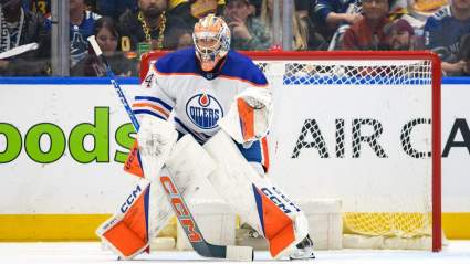 Oilers Mum On Starting Goalie For Game 4