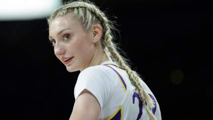 Sparks Rookie Cameron Brink Discusses Growing Up with Godbrother Steph Curry